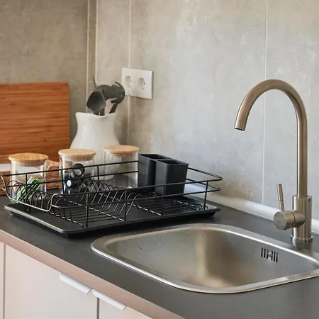 Enjoy The Sunny Balcony, By Timecooler * Лісабон