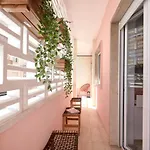 Enjoy The Sunny Balcony, By Timecooler Лиссабон