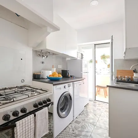 아파트 Enjoy The Sunny Balcony, By Timecooler